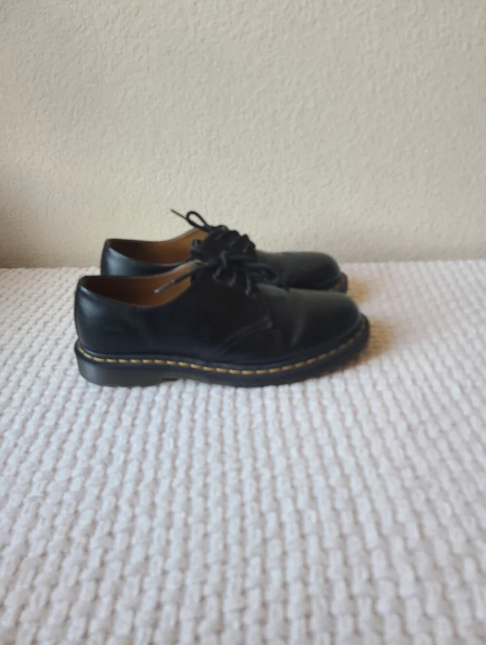 Dr. Martens Classic Black Leather Oxford Shoes Men's Size 10